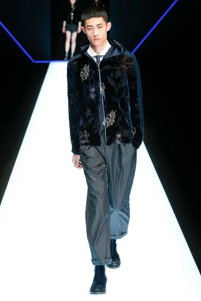 Look 62